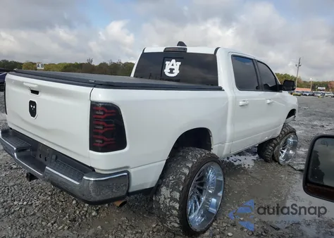 2022 Ram 1500 Big Horn/Lone Star z USA, uszkodzony, nr VIN 1C6RREFG0NN193914